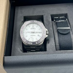 Men’s Shinola ice monster 43 mm titanium automatic watch. Worn twice.. pristine.